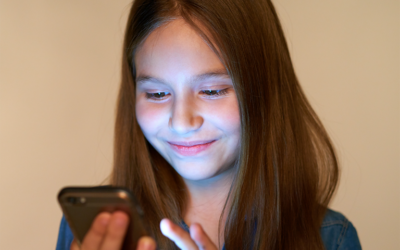 How to Teach Your Teen Healthy Social Media Habits